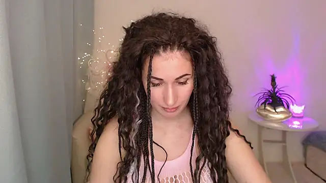 MaryMalory11 online show from February 14, 2025, 8:26 pm