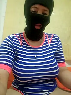 Snapshot of lamorbosa37 chatting on January 19, 2025, 10:28 pm lamorbosa37 online show from January 19, 2025, 10:28 pm