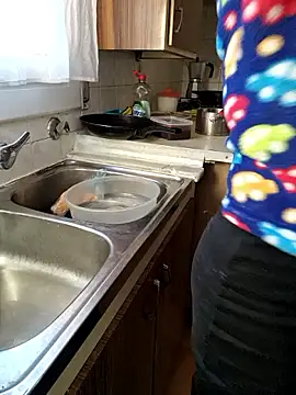 Snapshot of lamorbosa37 chatting on January 6, 2026, 2:21 pm lamorbosa37 online show from January 6, 2026, 2:21 pm