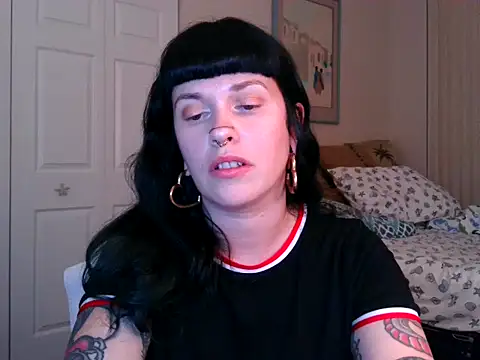 Snapshot of Marcelinegoddess chatting on December 9, 2024, 3:29 am Marcelinegoddess online show from December 9, 2024, 3:29 am