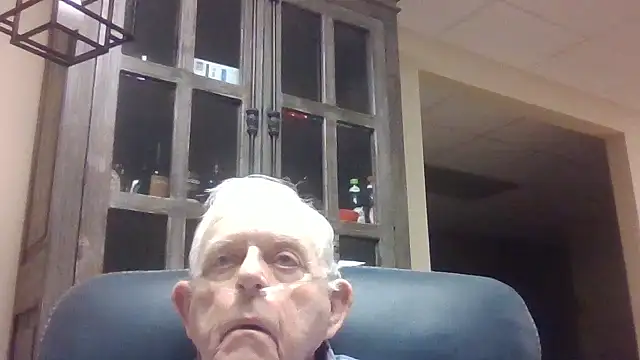 bootlegmanz online show from November 21, 2025, 2:27 pm