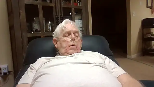 bootlegmanz online show from March 22, 2026, 3:37 pm