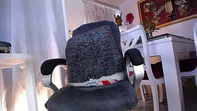 camilasexy111 online show from February 11, 2025, 1:20 pm