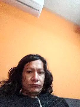 miicheele32 online show from March 15, 2025, 3:59 pm