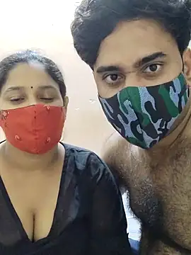 Snapshot of IND_COUPLE1 chatting on December 10, 2024, 5:00 pm IND COUPLE1 online show from December 10, 2024, 5:00 pm