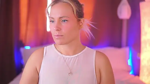 Charming Daphny online show from September 14, 2025, 6:01 am