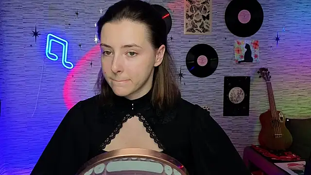 Snapshot of GloriaElmer chatting on December 4, 2024, 3:21 pm GloriaElmer online show from December 4, 2024, 3:21 pm