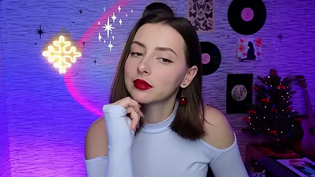 Snapshot of GloriaElmer chatting on December 12, 2024, 12:22 pm GloriaElmer online show from December 12, 2024, 12:22 pm