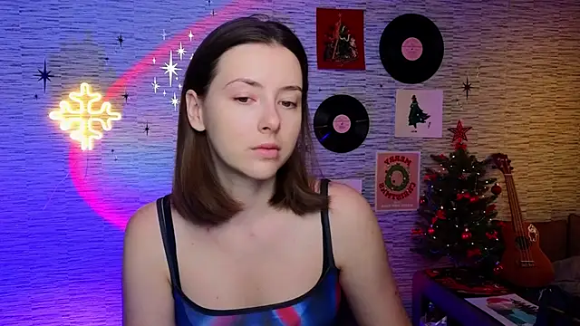 Snapshot of GloriaElmer chatting on December 24, 2024, 6:11 am GloriaElmer online show from December 24, 2024, 6:11 am