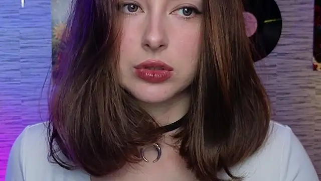 Snapshot of GloriaElmer chatting on January 23, 2025, 11:26 am GloriaElmer online show from January 23, 2025, 11:26 am