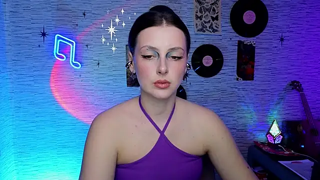 Snapshot of GloriaElmer chatting on February 25, 2025, 10:47 am GloriaElmer online show from February 25, 2025, 10:47 am