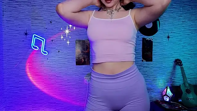 Snapshot of GloriaElmer chatting on March 12, 2025, 9:12 am GloriaElmer online show from March 12, 2025, 9:12 am