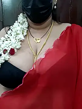 Snapshot of ashikaa_r chatting on December 29, 2024, 6:16 pm ashikaa r online show from December 29, 2024, 6:16 pm