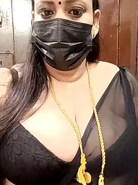 Snapshot of ashikaa_r chatting on February 8, 2025, 5:08 pm ashikaa r online show from February 8, 2025, 5:08 pm