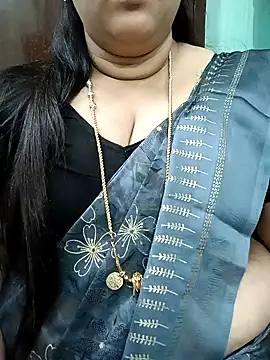 ashikaa r online show from December 20, 2025, 6:26 pm