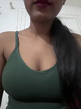 Hot Goldengirl online show from September 13, 2025, 3:23 pm