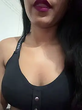 Hot Goldengirl online show from April 21, 2026, 8:12 pm