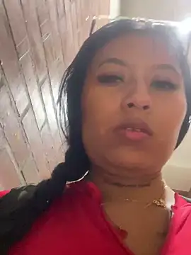 Snapshot of luisa16xxx chatting on January 22, 2025, 12:27 am luisa16xxx online show from January 22, 2025, 12:27 am