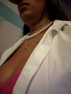 luisa16xxx online show from January 6, 2026, 7:50 pm