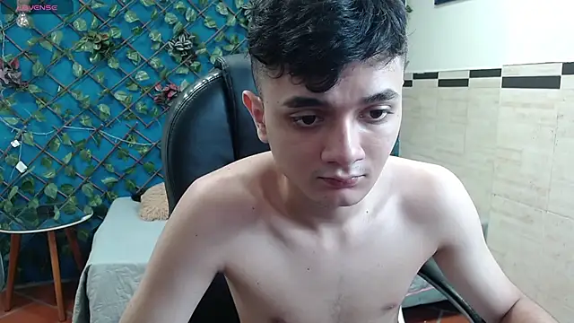 Waturox online show from October 24, 2025, 7:32 pm