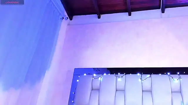 sophiieTaylor1 online show from January 29, 2025, 10:05 am