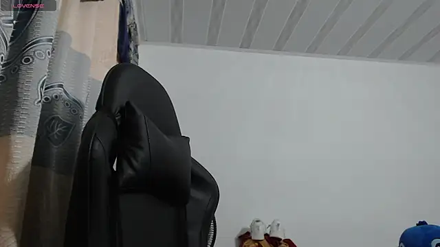 sweet cutetras22 online show from February 4, 2026, 10:54 am