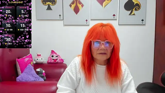 Snapshot of Salomeediaz_ chatting on June 4, 2026, 9:21 pm Salomeediaz online show from June 4, 2026, 9:21 pm