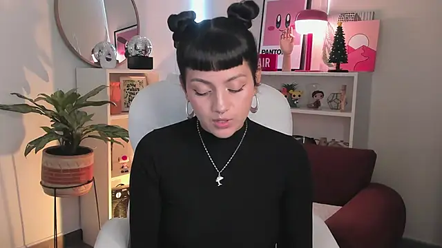 nahiapaws online show from January 8, 2026, 5:59 pm