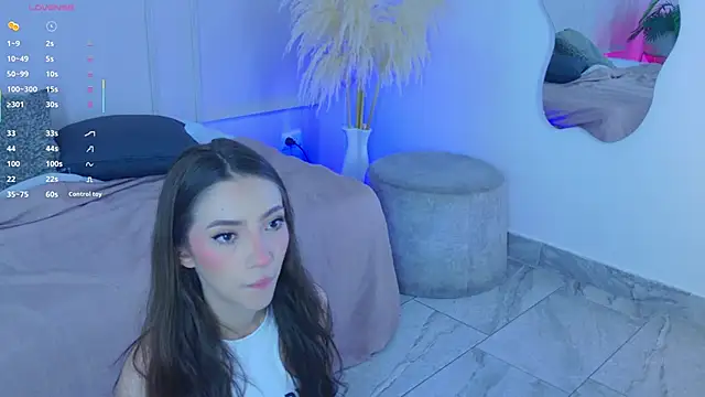 Mariapettit online show from November 9, 2025, 11:41 am