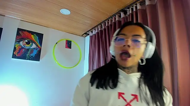 nicole volkov online show from January 13, 2025, 11:06 pm