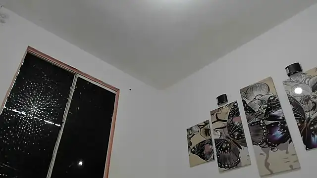 naomiwildburn online show from January 31, 2025, 6:25 pm