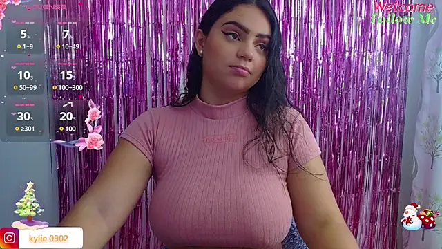 Snapshot of karol_9 chatting on December 28, 2024, 3:04 am karol 9 online show from December 28, 2024, 3:04 am