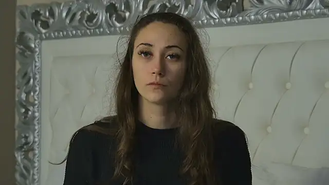 AliceMunro online show from December 5, 2025, 6:37 pm