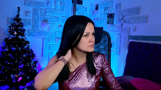 KarolinaRobinson online show from December 25, 2024, 1:41 pm