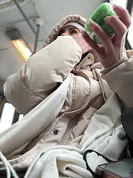 Snapshot of Accole chatting on February 14, 2025, 7:17 am Accole online show from February 14, 2025, 7:17 am