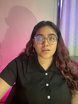 KathyGonzalez online show from December 5, 2025, 9:00 pm