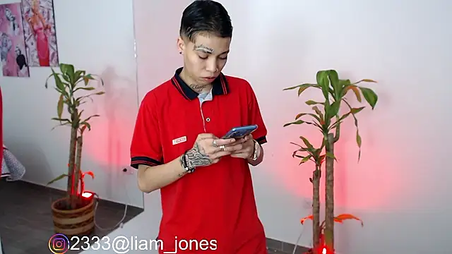 Jonesliam23 online show from December 6, 2024, 7:01 pm