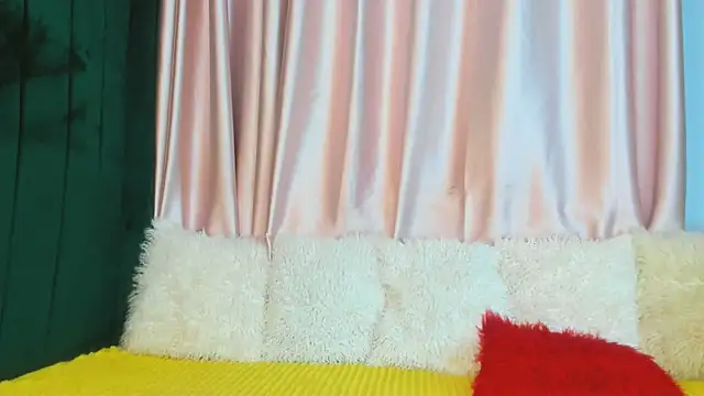 Kinky fazzy234 online show from April 24, 2026, 12:13 am