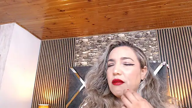 Snapshot of marie_hss chatting on May 12, 2026, 7:44 pm marie hss online show from May 12, 2026, 7:44 pm