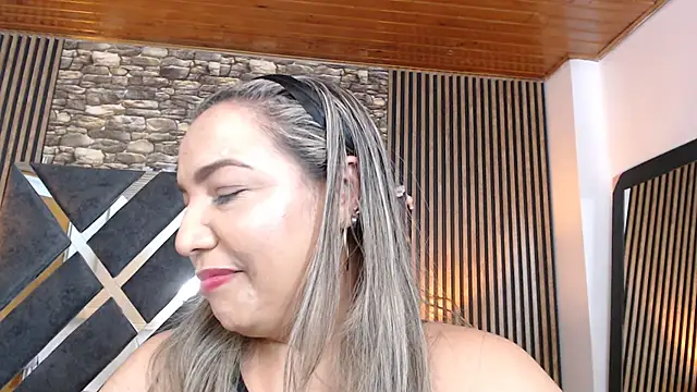 Snapshot of marie_hss chatting on May 20, 2026, 7:42 pm marie hss online show from May 20, 2026, 7:42 pm