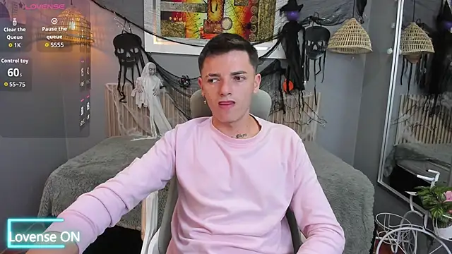 tossetrech online show from October 25, 2025, 3:14 am