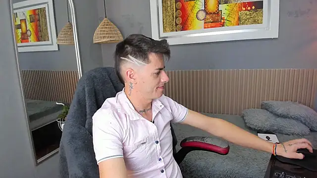 tossetrech online show from November 26, 2025, 2:56 am