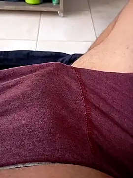 chesaremald1 online show from February 24, 2025, 8:25 pm