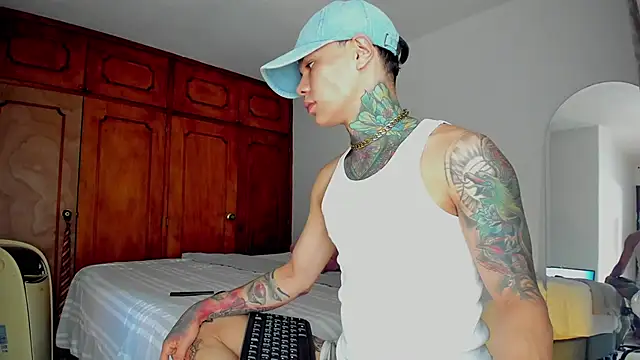 Jordyrodriiguez online show from December 21, 2024, 8:10 pm