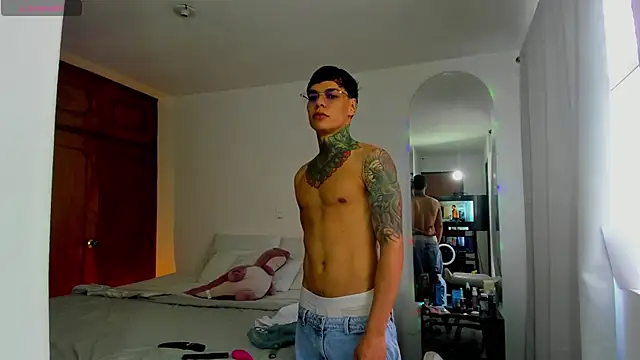 Jordyrodriiguez online show from January 5, 2025, 8:52 pm