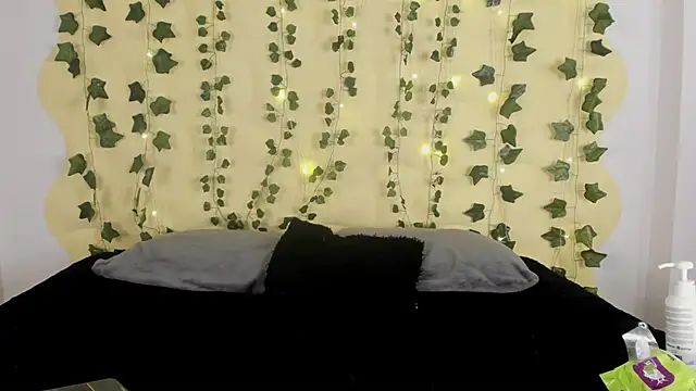 Natasha Nasty2 online show from February 16, 2025, 11:48 pm