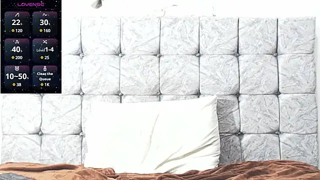 swimmer summer online show from December 17, 2024, 10:11 pm