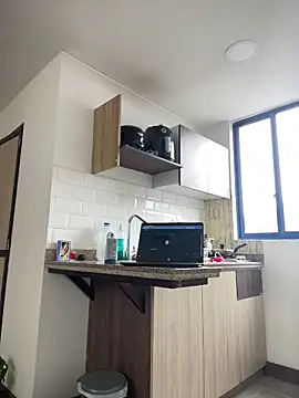 LauraCadwell online show from March 11, 2025, 3:02 pm