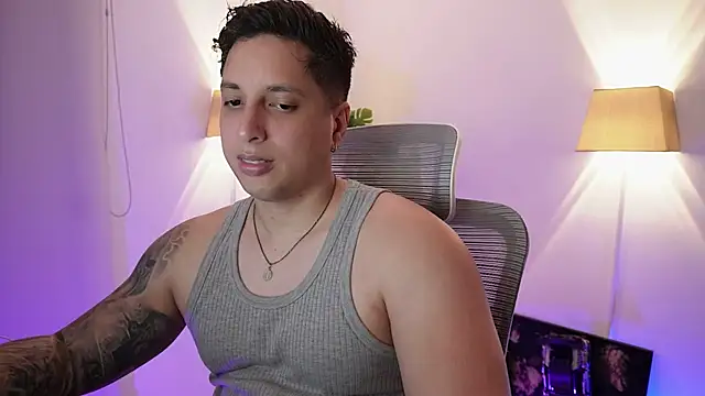 Snapshot of appolo_allen chatting on June 30, 2026, 11:28 pm appolo allen online show from June 30, 2026, 11:28 pm