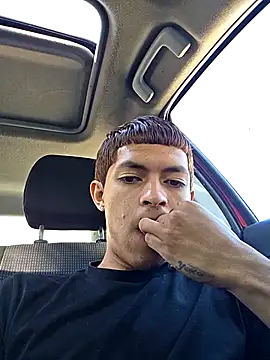 Snapshot of Yoko0381 chatting on November 7, 2025, 4:29 pm Yoko0381 online show from November 7, 2025, 4:29 pm